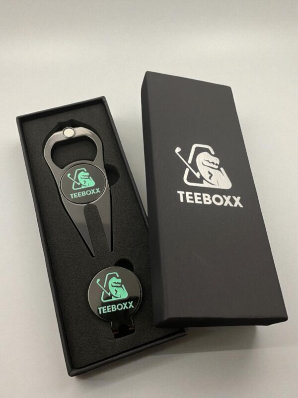 Divot Tool/Hat Clip